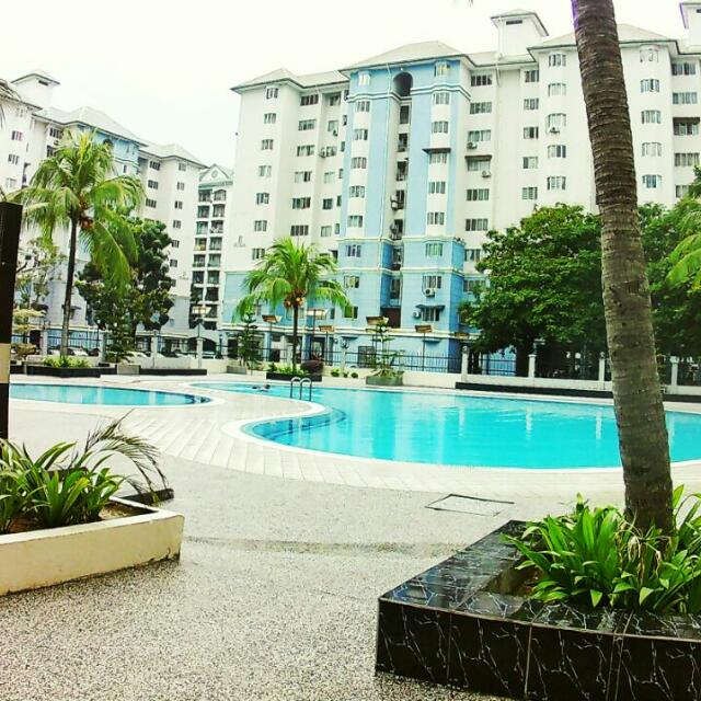 TASIK HEIGHT APARTMENT BANDAR TASIK SELATAN,SG BES