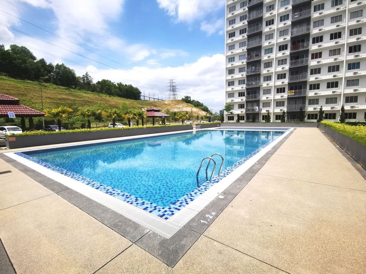 APARTMENT PUTRA IMPIAN, BANDAR SERI PUTRA, KAJANG