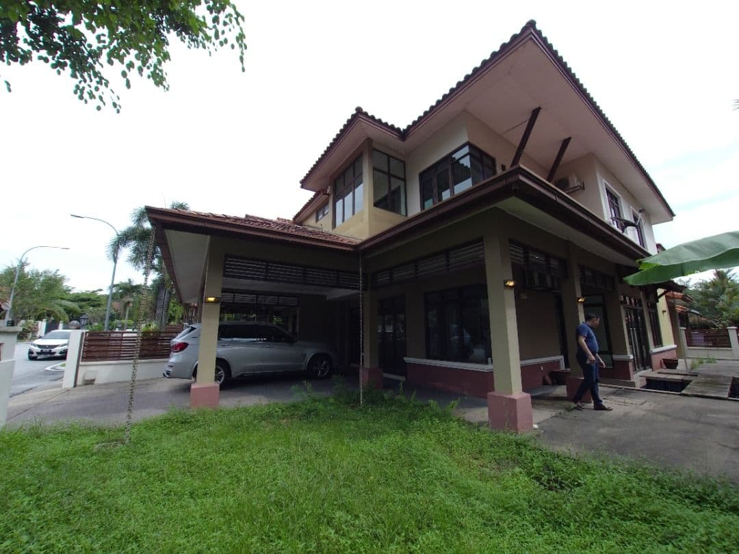 DOUBLE STOREY SEMI D BEVERLY HEIGHTS AMPANG