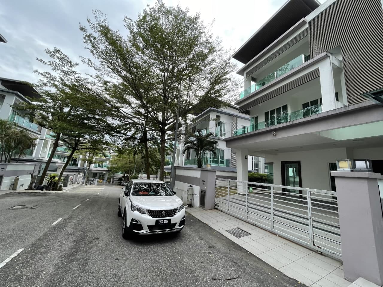 3 STOREY SEMI D, BEVERLY HEIGHTS, PHASE 5