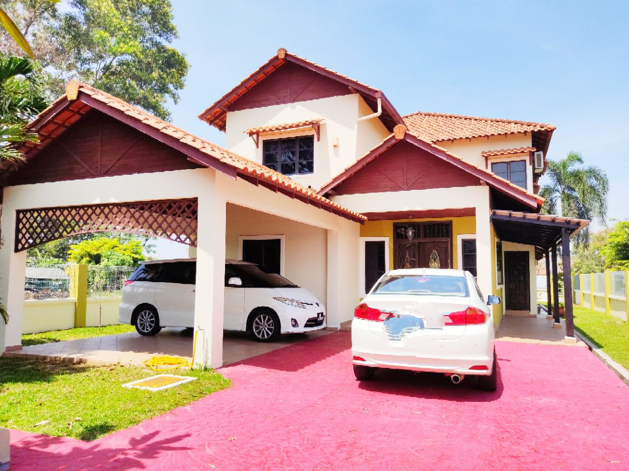 Exclusive Bungalow SBCR For Sale - photo 1