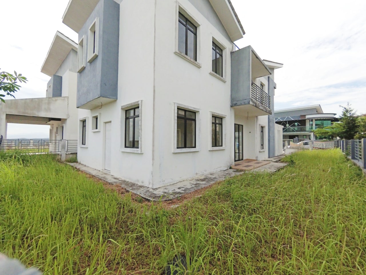 2 Sty Semi D Sinar Warisan Bukit Saujana Sg Buloh - photo 3