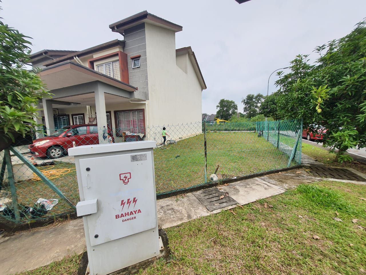 CORNER LOT 2 Story Seksyen 30 Shah Alam TANAH LUAS - photo 9