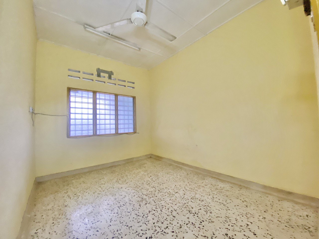 FREEHOLD 1 Sty Taman Perwira Gombak - photo 9