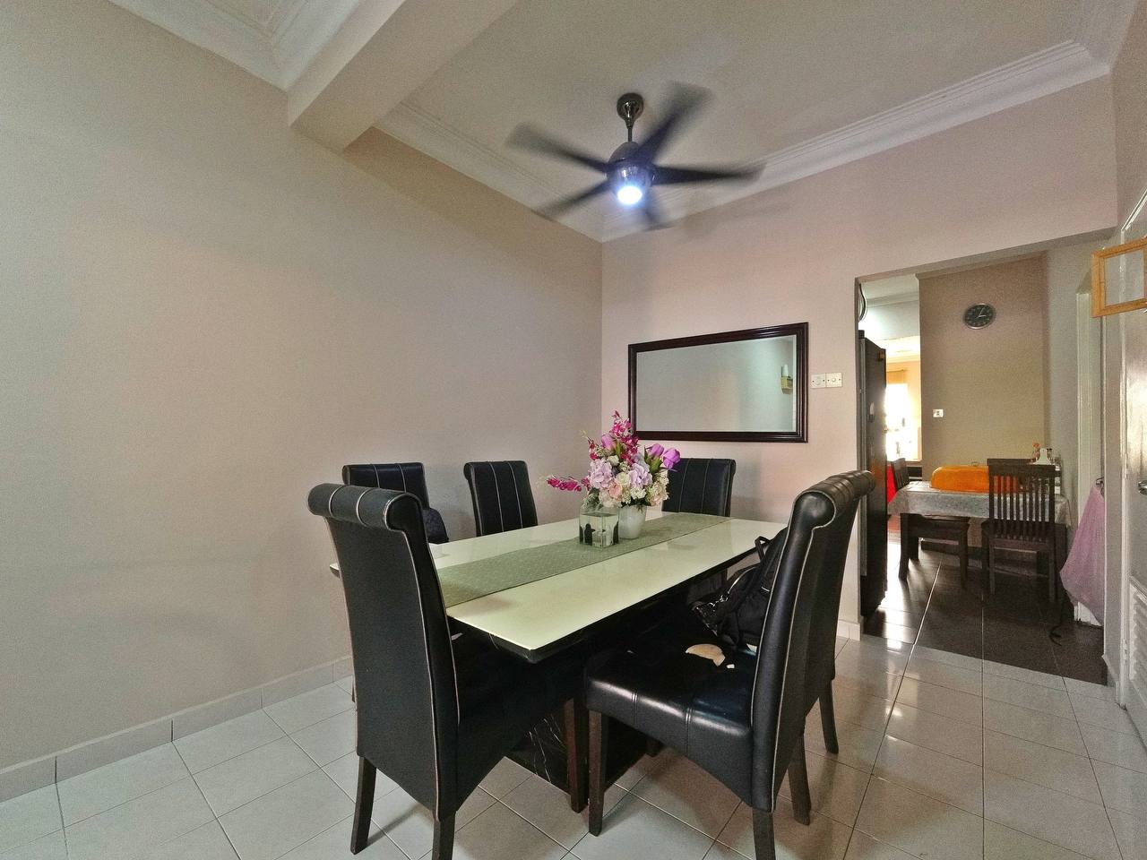 2 Storey Alam Suria Puncak Alam - photo 11