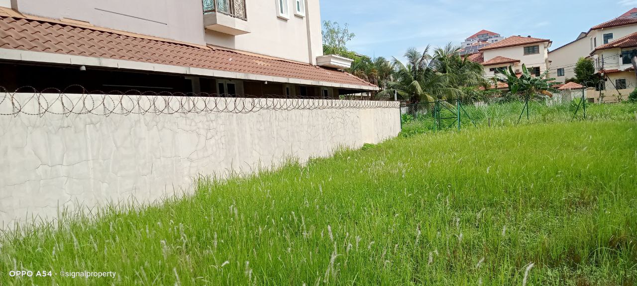 BUNGALOW LOT, TAMAN AMPANG UTAMA, AMPANG JAYA - photo 2