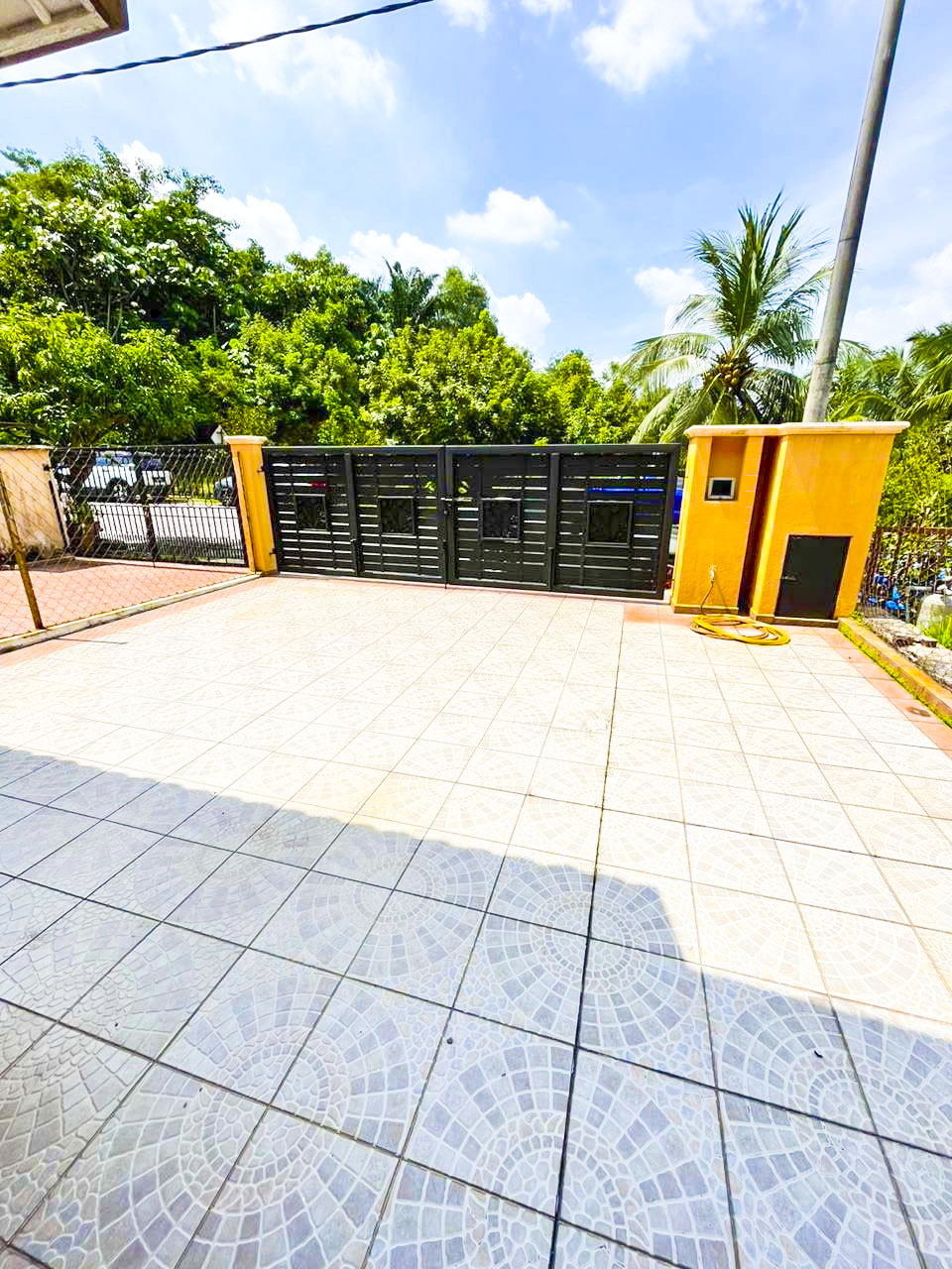 TERES DUA TINGKAT SAUJANA UTAMA 2 FACING OPEN - photo 2