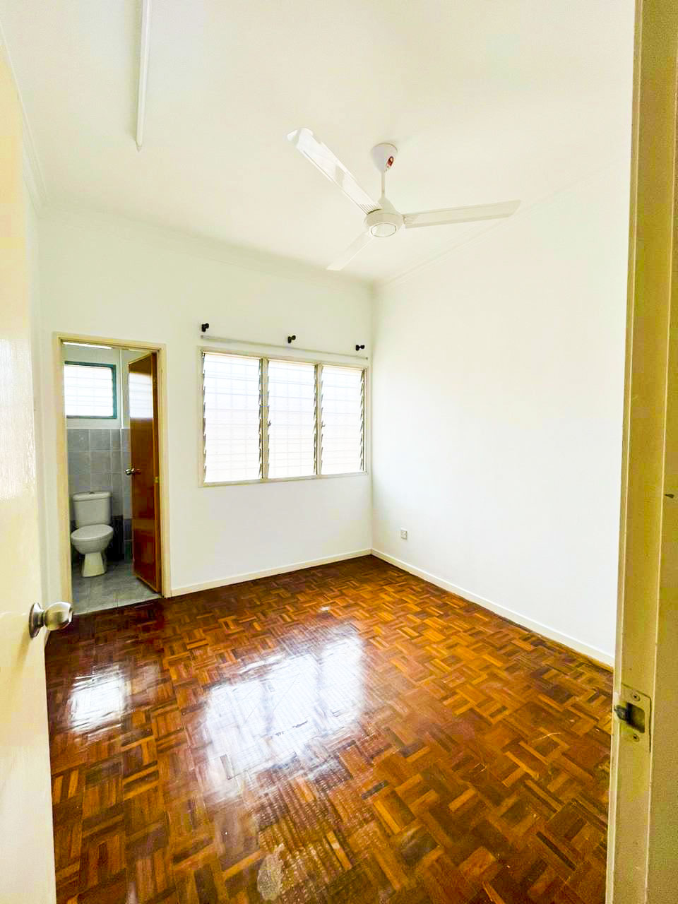 TERES DUA TINGKAT SAUJANA UTAMA 2 FACING OPEN - photo 7