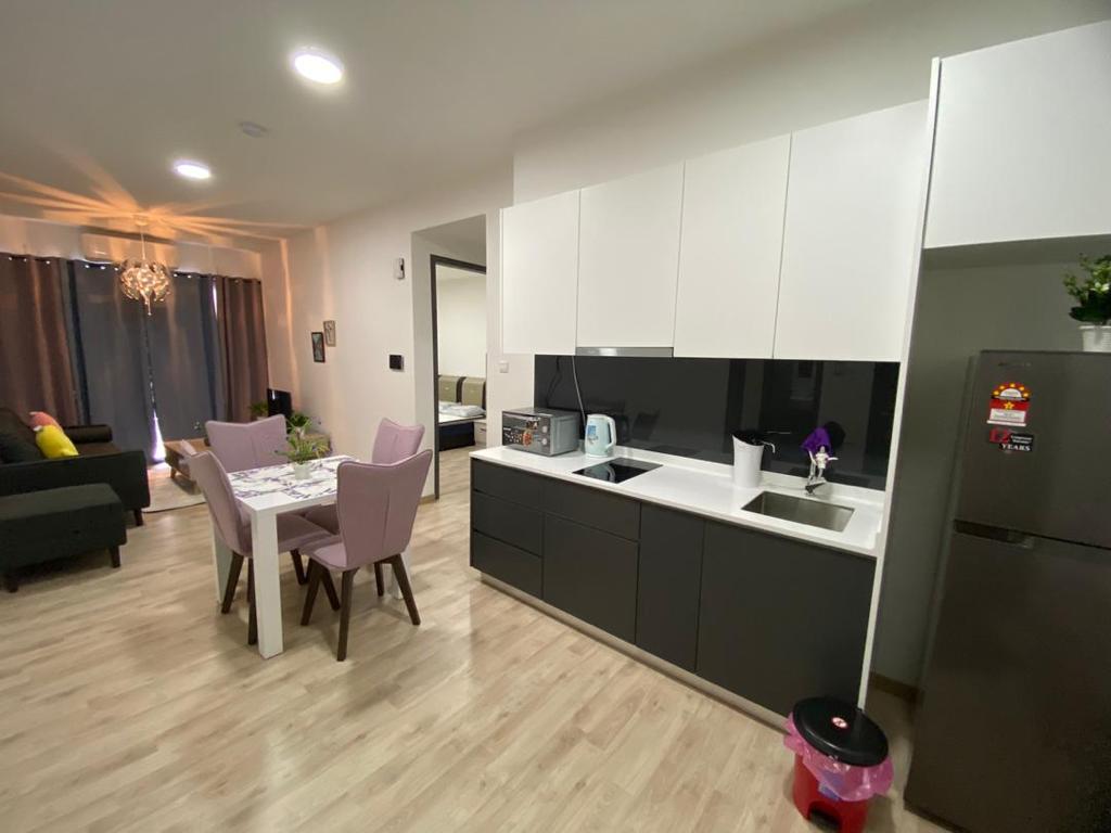 Emporis Kota Damansara - photo 3