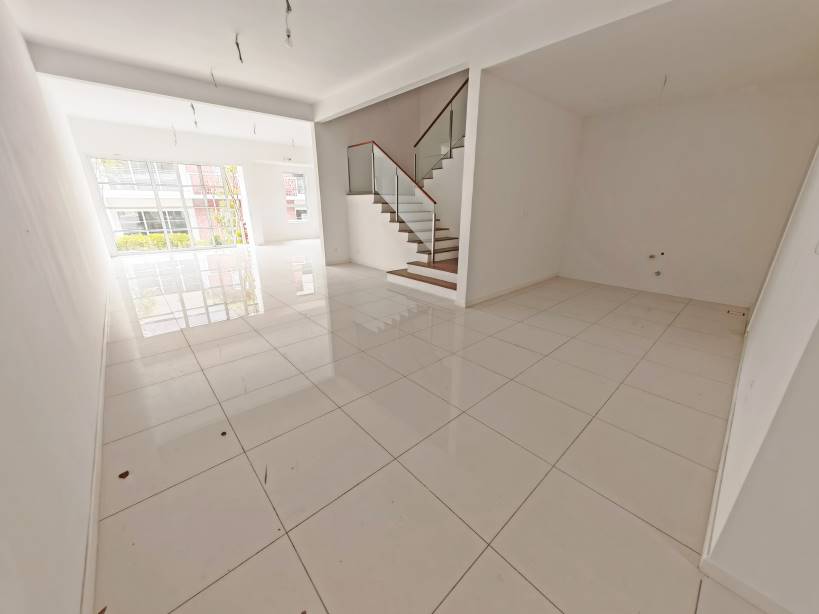 Emerald Hills, Alam Damai - photo 3
