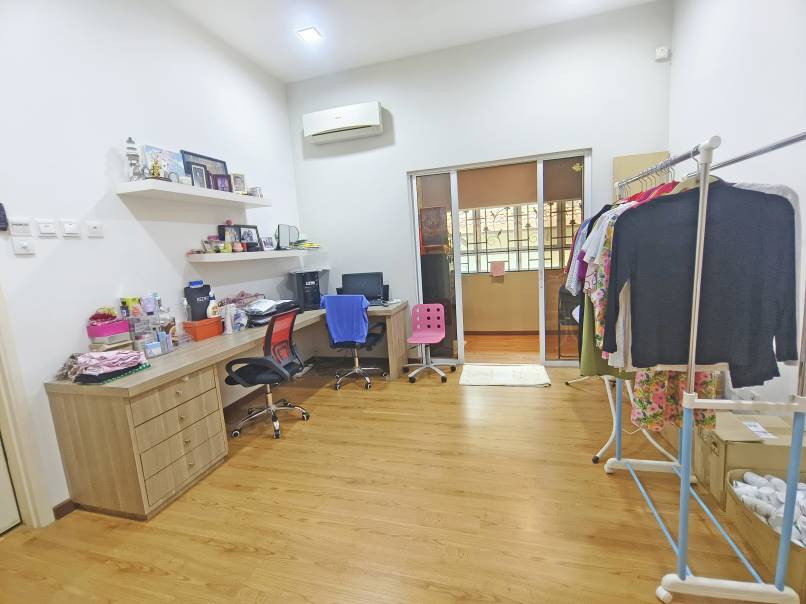 Laville, Bandar Tun Hussein Onn - photo 12