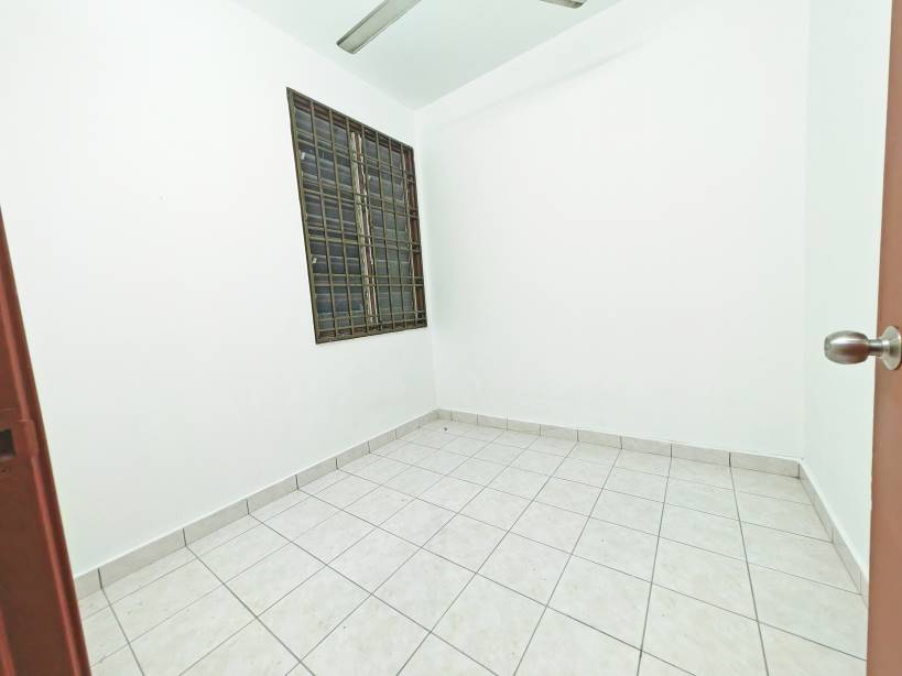 Taman Putra Prima - photo 5
