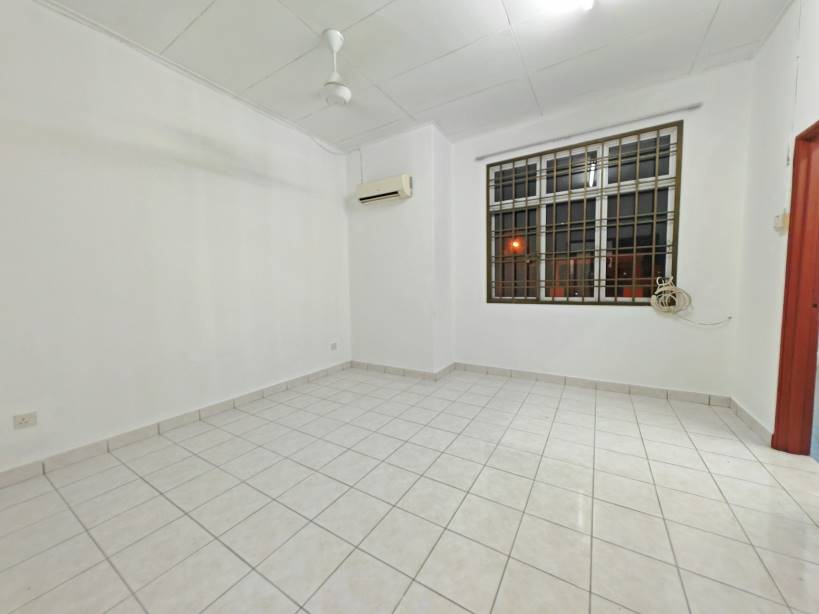 Taman Putra Prima - photo 7
