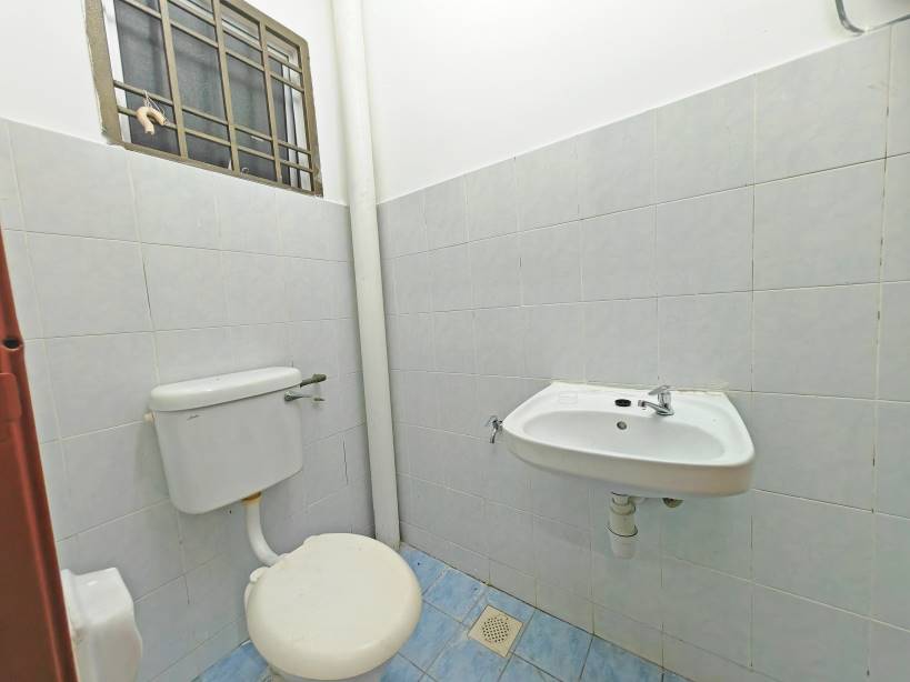 Taman Putra Prima - photo 8