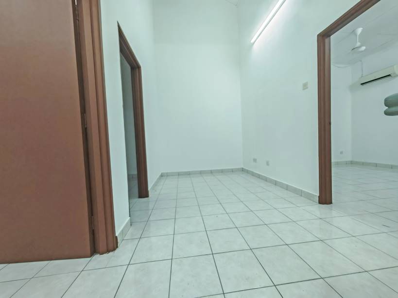 Taman Putra Prima - photo 10