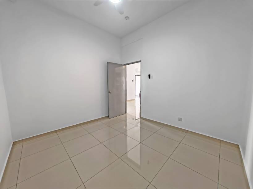 Damai Vista Condominium - photo 6