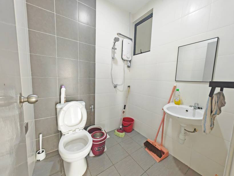 Damai Vista Condominium - photo 7