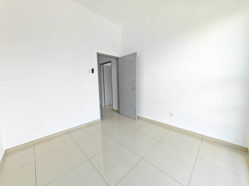 Damai Vista Condominium - photo 12