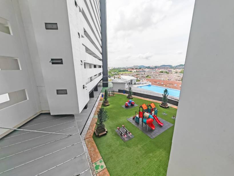 Damai Vista Condominium - photo 10