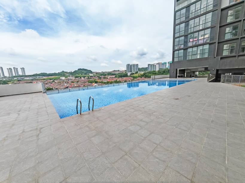 Damai Vista Condominium - photo 13