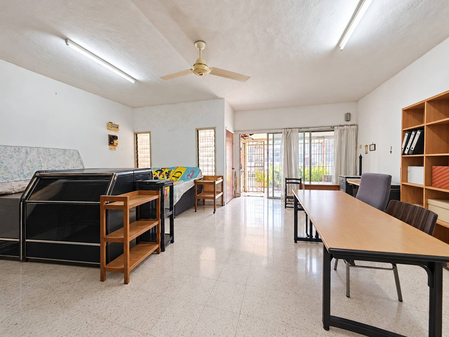 Taman Connaught 2 Storey House For Sale - photo 3
