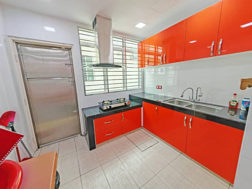 Taman Bukit Anggerik 2 Storey House For Sale - photo 8