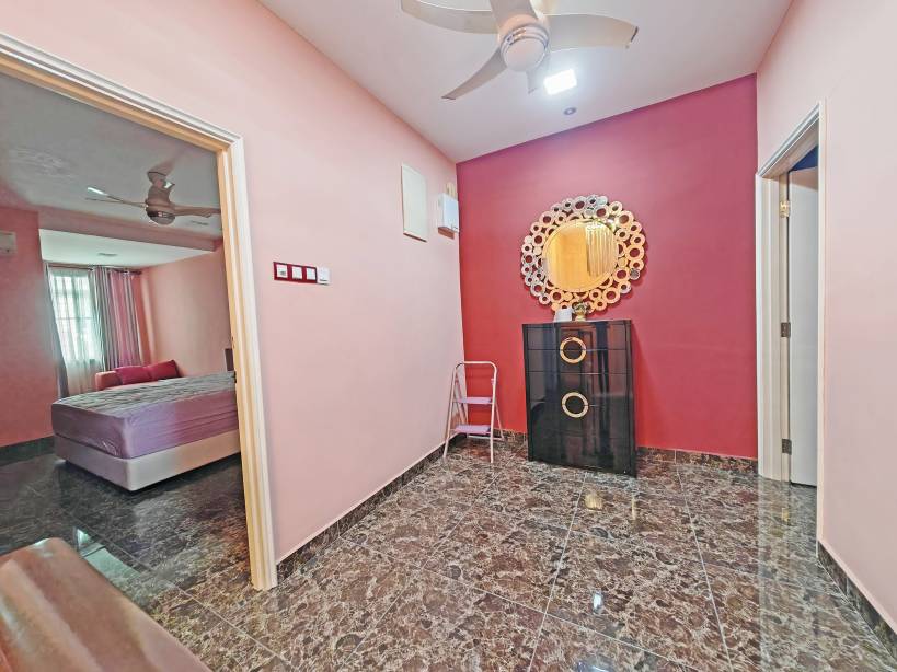 Taman Bukit Anggerik 2 Storey House For Sale - photo 11