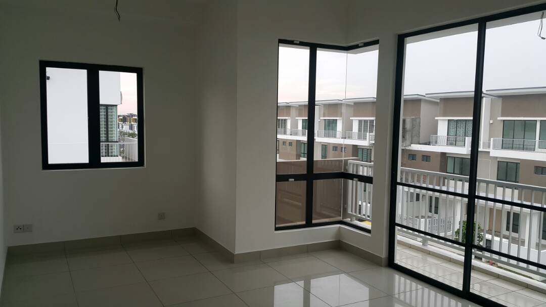 Setia Alam, Crista - photo 2