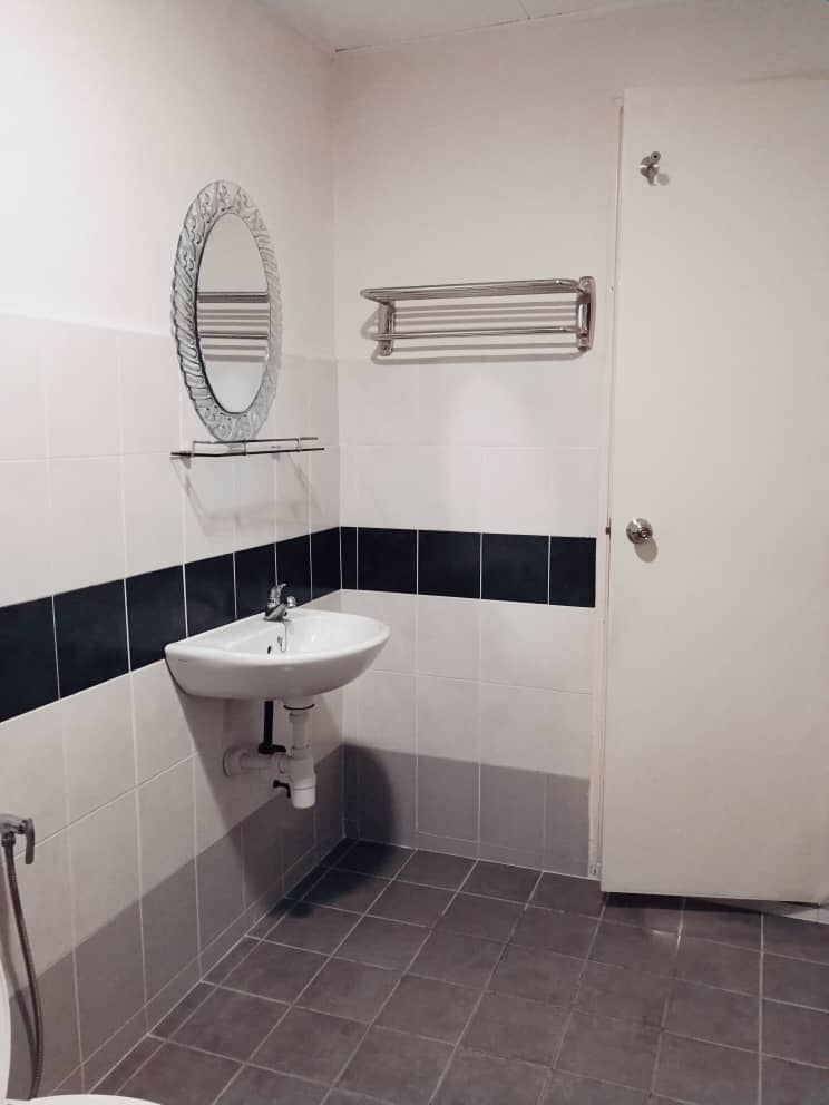 Koi Kinrara, Bandar Puchong Jaya - photo 9