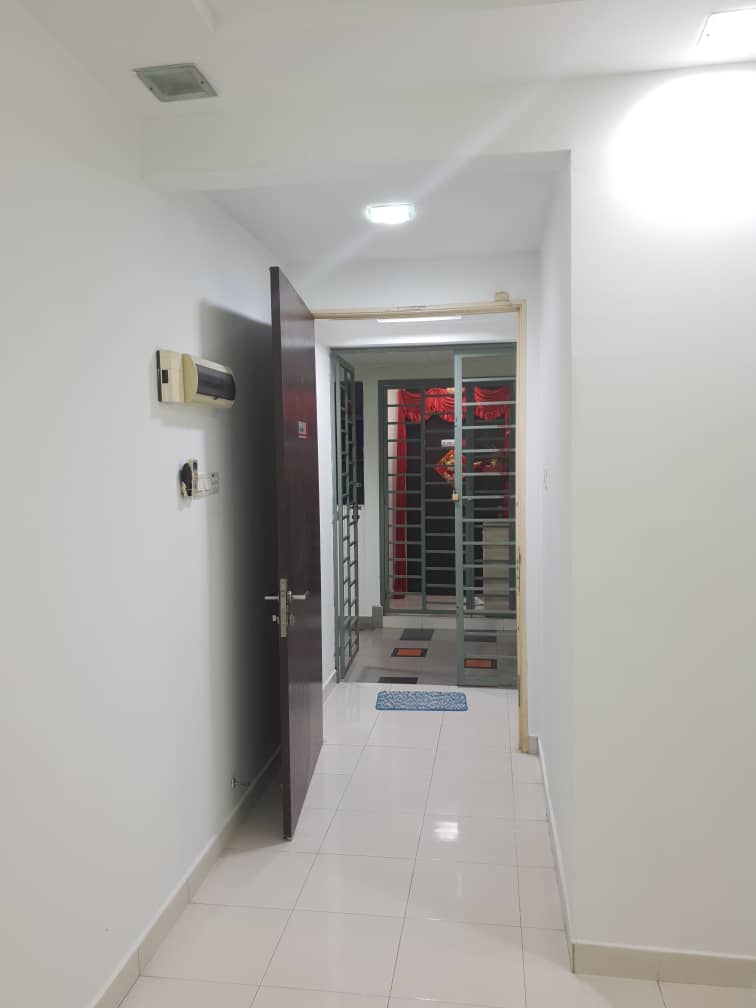 Koi Kinrara, Bandar Puchong Jaya - photo 4
