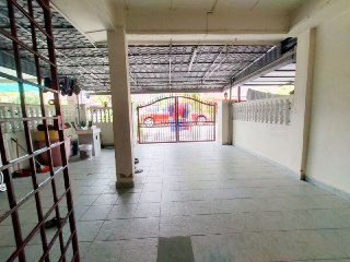 Taman Pinggiran Batu Caves - photo 3