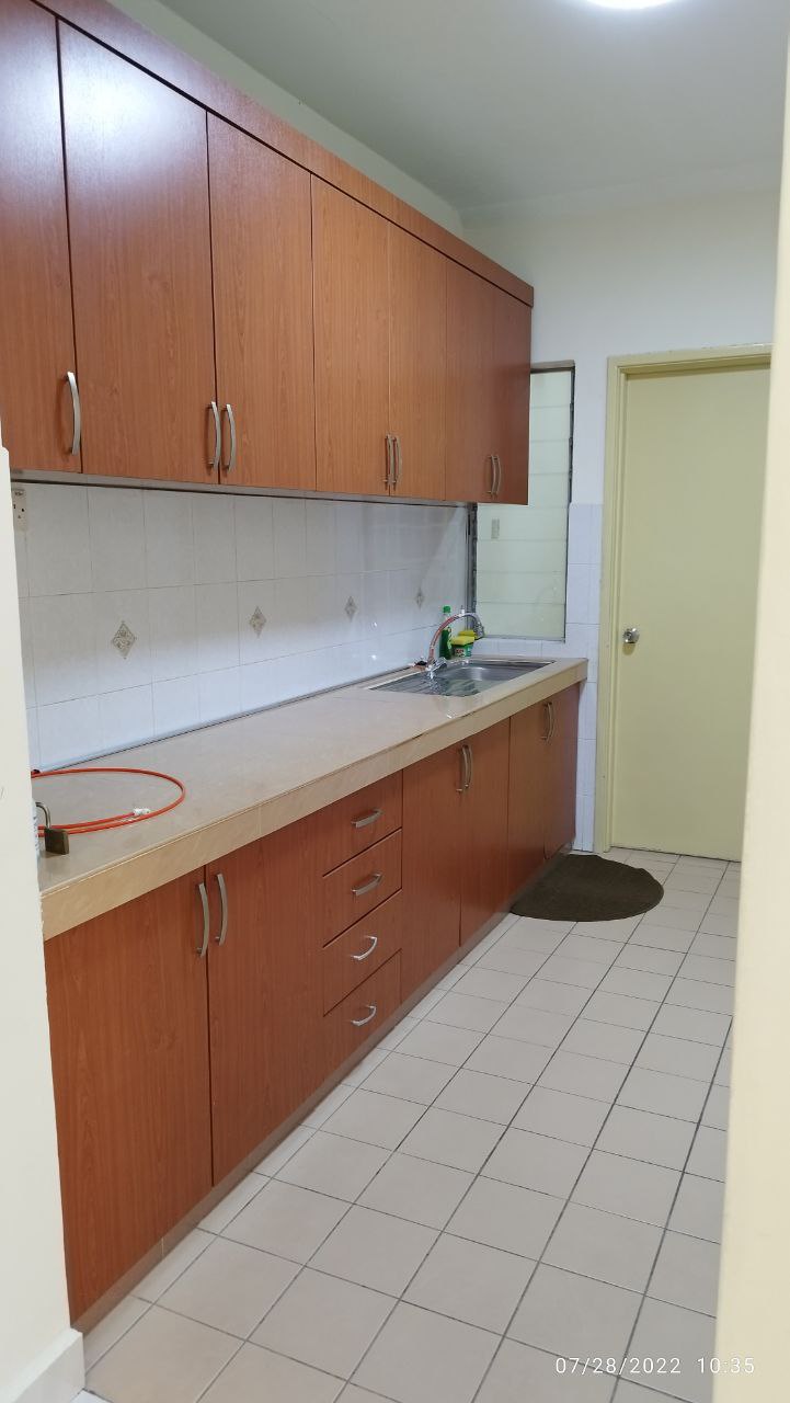 Puncak Seri Kelana Condominium, Ara Damansara - photo 4