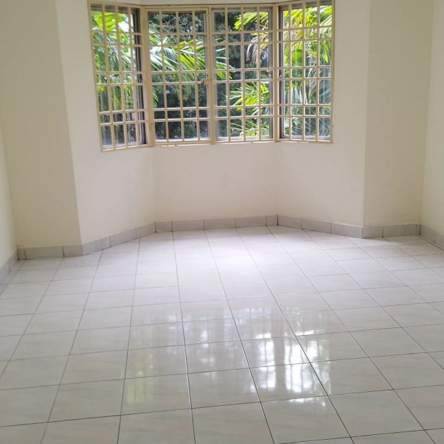 Puncak Seri Kelana Condominium, Ara Damansara - photo 10
