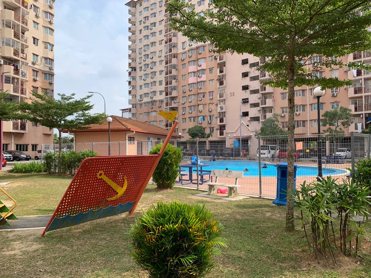 Pangsapuri Damai, Subang Bestari