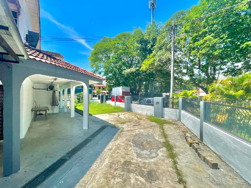 Corner Lot Double Storey Terrace Taman Sri Muda Seksyen 25 Shah Alam - photo 3