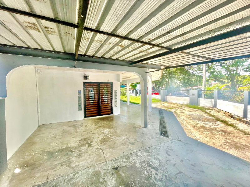 Corner Lot Double Storey Terrace Taman Sri Muda Seksyen 25 Shah Alam - photo 4