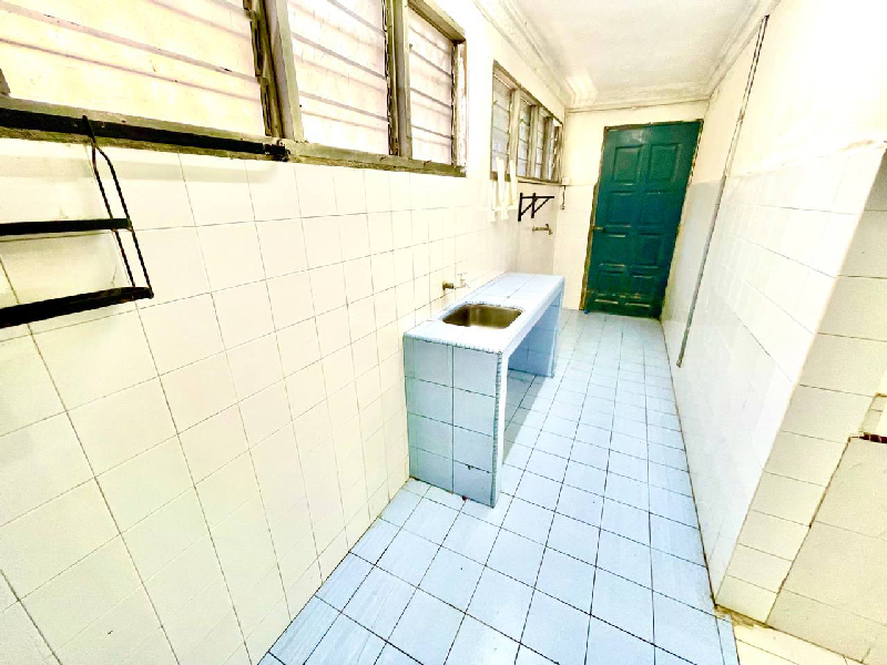 Corner Lot Double Storey Terrace Taman Sri Muda Seksyen 25 Shah Alam - photo 9