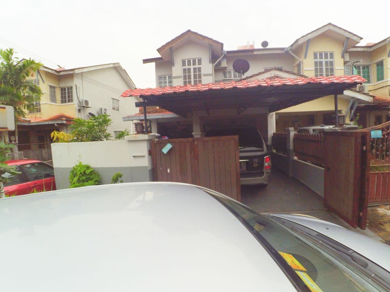 EXTENDED END LOT 2 Storey Terrace Seksyen 3 Ba