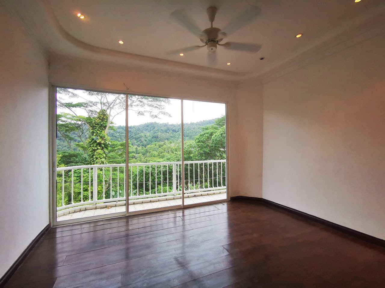 3 Storey Semi-D Villa Wangsa Ukay, Bukit Antarab