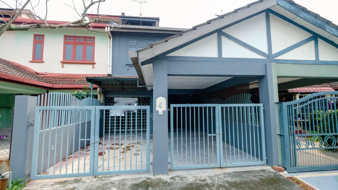 RENOVATED AND EXTENDED Double Storey terrace Jalan
