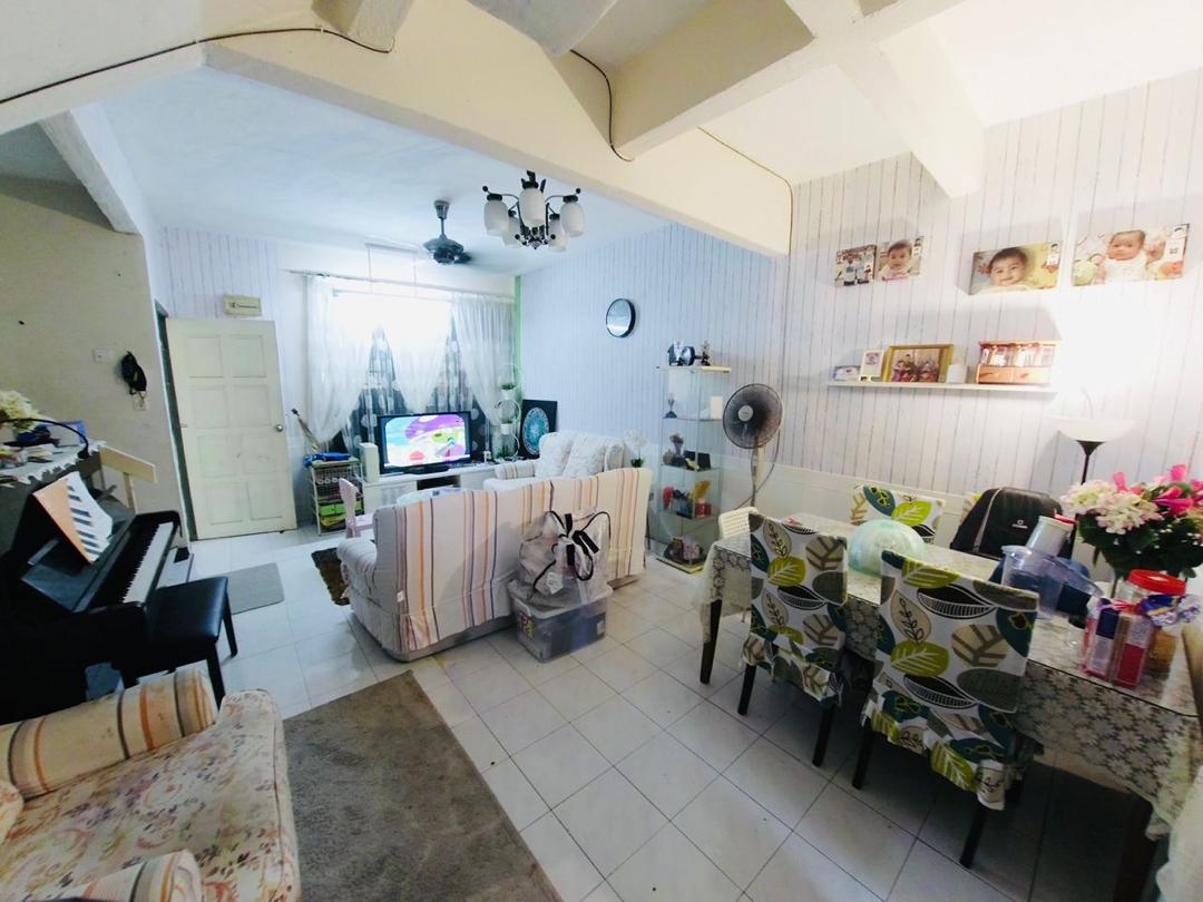 2 Storey Taman Dahlia, Bandar Baru Salak Tinggi - photo 3