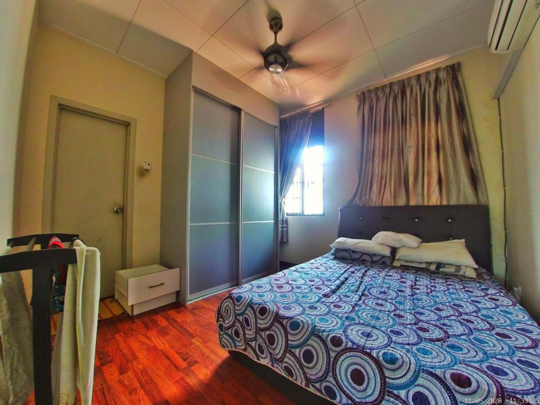 Bungalow Laman Kemboja, Kota Seriemas Nilai - photo 9