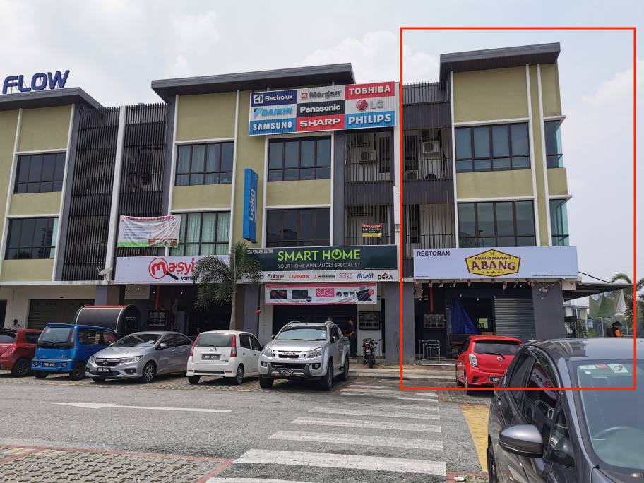 3 storey shoplot end ...