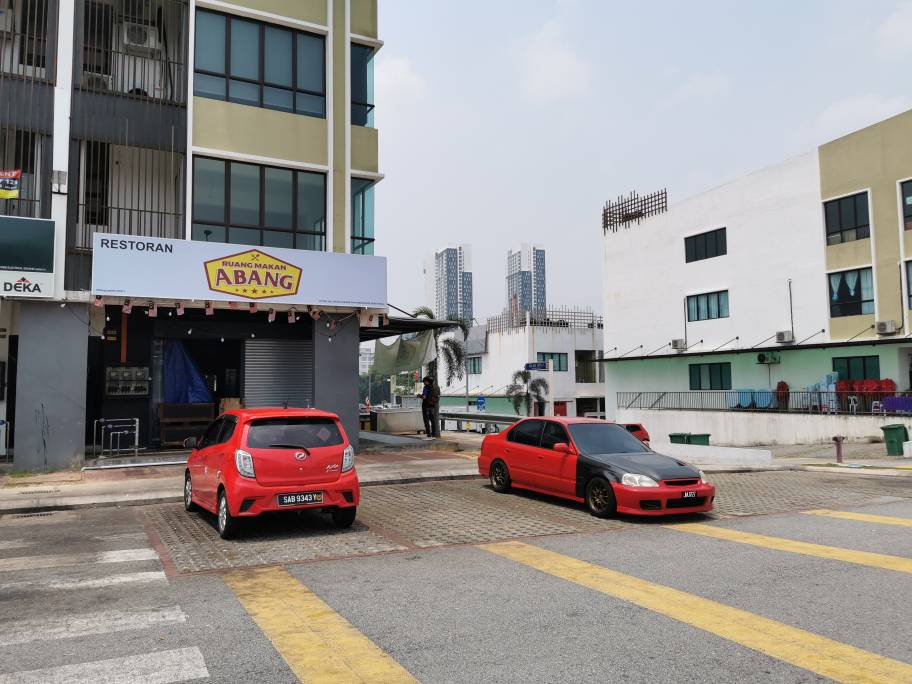 3 storey shoplot endlot  facing mainroad cyberjaya - photo 2