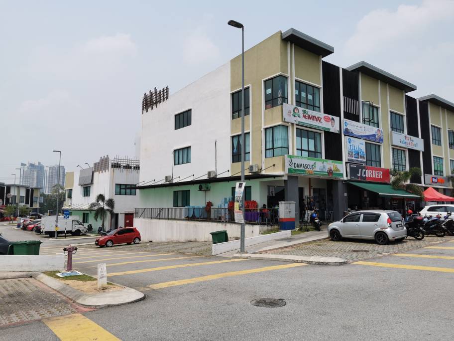3 storey shoplot endlot  facing mainroad cyberjaya - photo 5