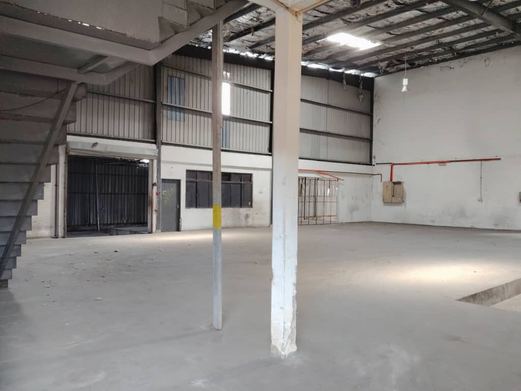 warehouse factory stand alone with 3 storey office - photo 7