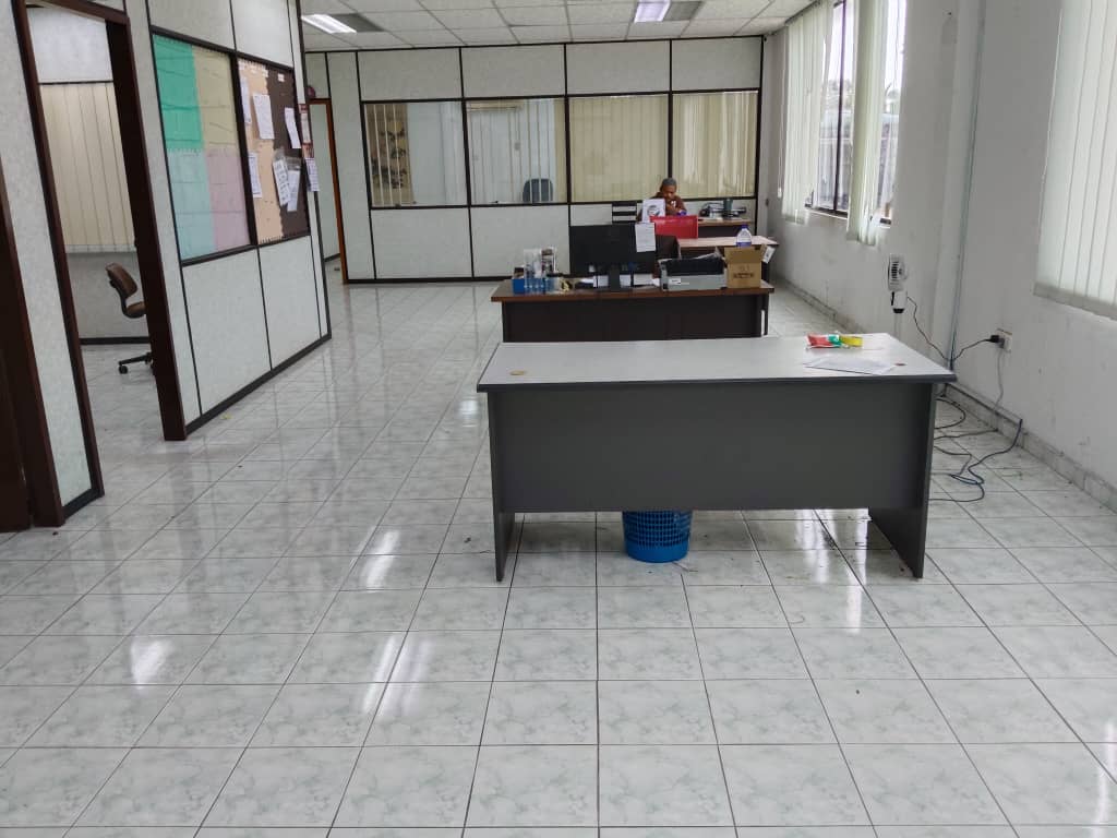 warehouse factory stand alone with 3 storey office - photo 9