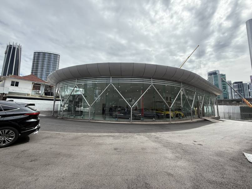 showroom stand alone KLCC - photo 2