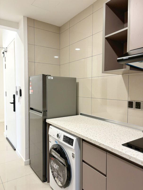 Modern Design, Duta Park Residences, Jalan Kuching - photo 5