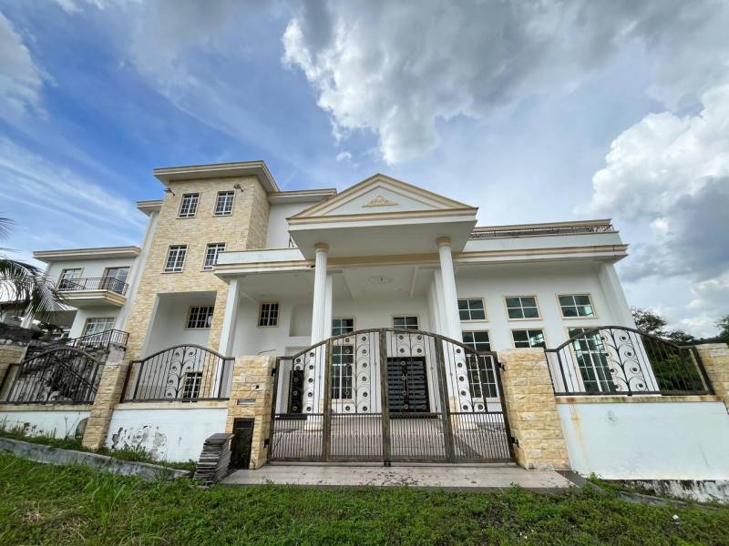 5 Storey Bungalow Ma ...